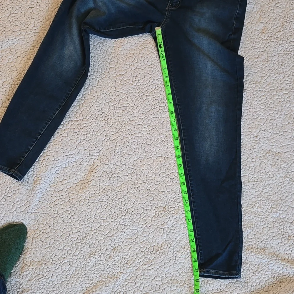 Low Rise Jegging - Picture 7 of 11